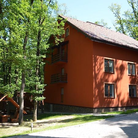 Praha Park Hotel Użhorod Zewnętrze zdjęcie